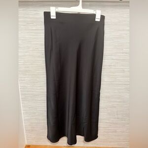 GAP satin midi skirt black size medium. Excellent condition with tag.